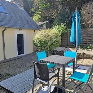 Charmante Petite Maison Proche Du Port, Maison 7 Hébergement de vacances Binic
